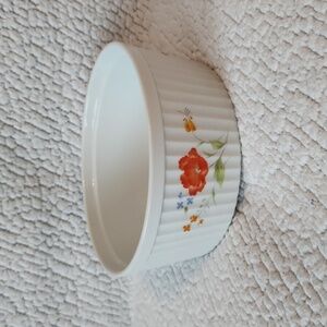 Vintage 80's Heartside Bake N Serve 1.5 qt. Souffle Porcelain floral baking dish